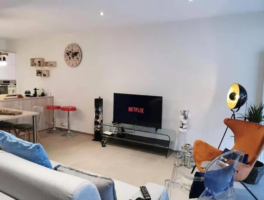 Apartment One Bedroom 2022 Flat W Terrace&Parking-75M Luxembourg Luxembourg
