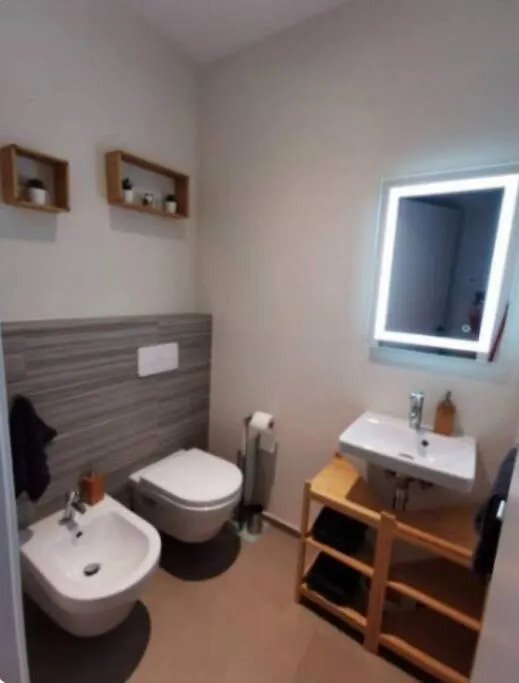 One Bedroom 2022 Flat W Terrace&Parking-75M Luxembourg 0*,